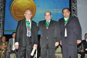 Roberto Cláudio recebe Medalha do Mérito Rural Prisco Bezerra