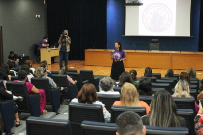 Seminário formativo da PEM atualiza profissionais sobre Lei Maria da Penha