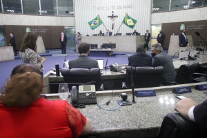 AL vota um projeto do Executivo e 20 de deputados nesta quarta-feira