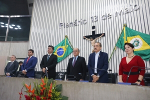 Associação Cearense do Ministério Público é homenageada em solenidade