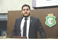 Deputado Audic Mota quer que cada parlamentar da bancada federal cearense destine recursos de suas emendas para a área da Segurança ( FOTO: JOSÉ LEOMAR )