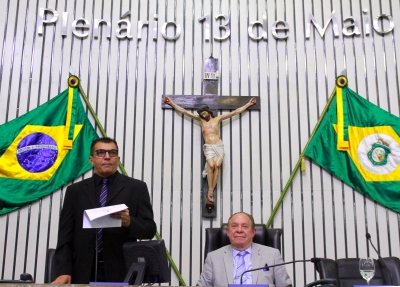 Abertura dos trabalhos da sessão plenária desta terça-feira