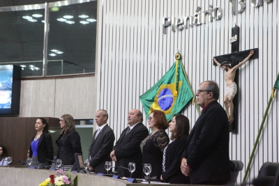 Defesa dos direitos do consumidor é celebrada em sessão solene na AL