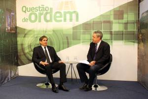 Presidente Zezinho Albuquerque em Entrevista no Questão de Ordem 