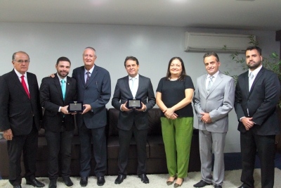 Presidente da Alece, deputado Evandro Leitão (PDT), recebeu homenagem da Associação dos Auditores de Controle Interno do Estado do Ceará