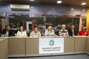 Fórum de Defesa do Serviço Público  é lançado em audiência na Assembleia