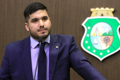 Deputado André Fernandes