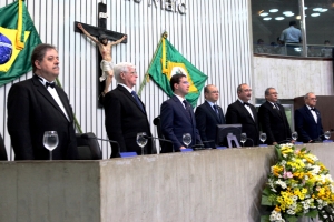 Sessão solene em homenagem ao Dia Nacional do Maçom