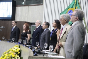 AL homenageia personalidades que contribuíram para literatura cearense