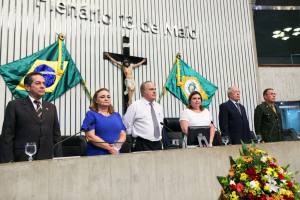  Instituto do Câncer do Ceará recebe homenagem da AL