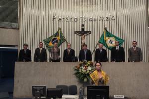 Administradores cearenses são homenageados na AL 