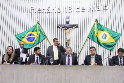 Assembleia aprova seis projetos do Executivo e 16 de parlamentares