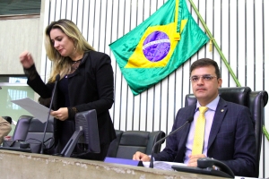 Abertura dos trabalhos da sessão plenária desta quinta-feira