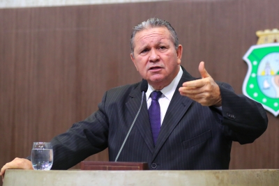 Deputado Roberto Mesquita