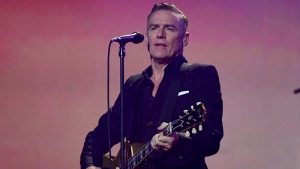 Cantor Bryan Adams