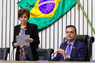 Abertura dos trabalhos da sessão plenária desta sexta-feira