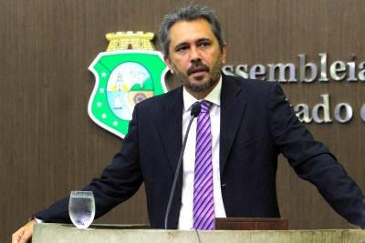 Deputado Elmano Freitas