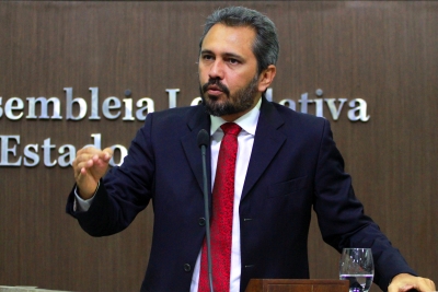 Deputado Elmano Freitas