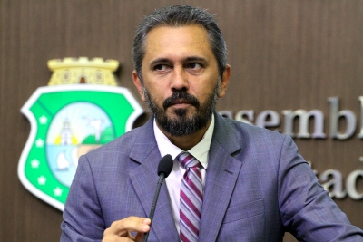 Deputado Elmano Freitas