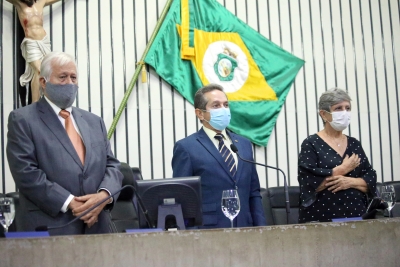 Médico José Nogueira Paes Jr. recebe Título de Cidadão Cearense em solenidade na AL