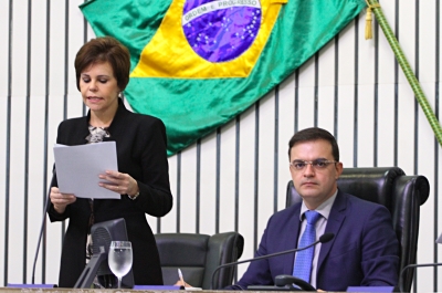 Abertura dos trabalhos da sessão plenária desta terça-feira 