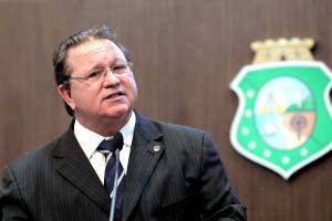 Dep. Roberto Mesquita (PV)