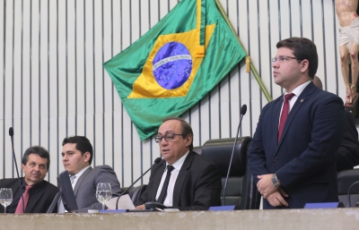 Votação durante sessão plenária 