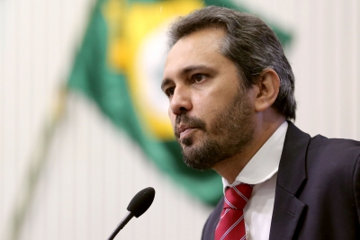 Deputado Elmano Freitas