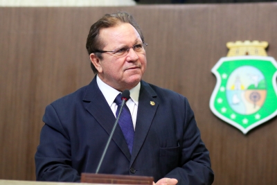 Deputado Roberto Mesquita