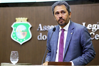 Deputado Elmano Freitas