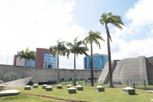 AL celebra missa em homenagem ao Dia das Mães na segunda
