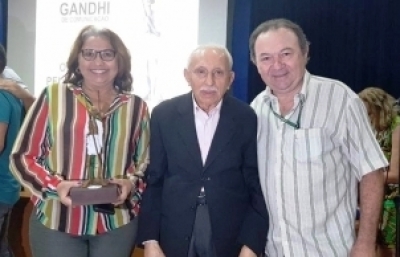 FM Assembleia conquista Prêmio Ghandi com reportagem sobre a mulher