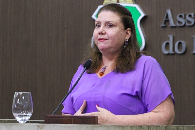 Deputada Fernanda Pessoa