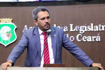 Deputado Elmano Freitas