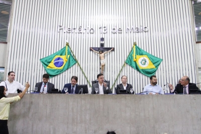 Sessão especial para debater a destinação das emendas de bancadas ao Orçamento da União para o Ceará