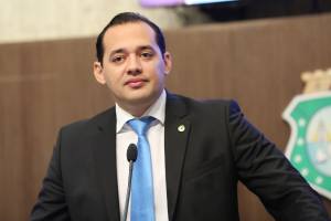 Danniel Oliveira fala sobre invasão da fazenda de senador