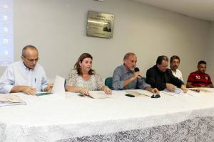 Audiência discute problemas estruturais da Ceasa