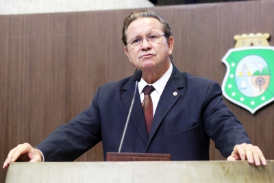 Deputado Roberto Mesquita