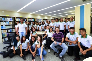 Alunos da Escola Estadual Liceu do Ceará participam do projeto O Parlamento e sua História