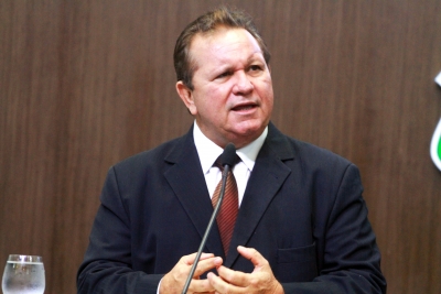 Deputado Roberto Mesquita