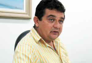 Prefeito de Crateús, Carlos Felipe Saraiva