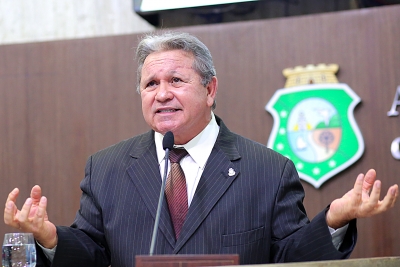 Deputado Roberto Mesquita