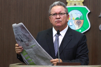 Deputado Roberto Mesquita