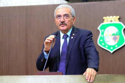 Deputado Walter Cavalcante