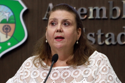 Dep. Fernanda Pessoa (PR)