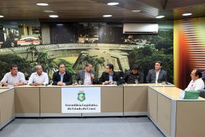 Audiência pública debate sobre o avanço do mar e a erosão costeira nos municípios do litoral cearense