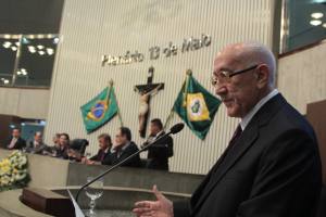Jurista Jurandy Porto Rosa recebe Título de Cidadão Cearense na AL