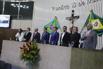 Professores são homenageados em solenidade na Assembleia Legislativa