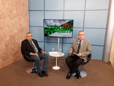 Questão de Ordem entrevista o deputado Delegado Cavalcante