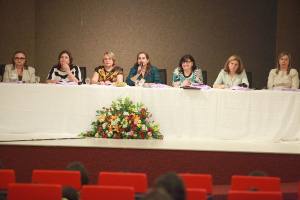 Lançamento da campanha “Quem Ama Abraça Fazendo Escola” 